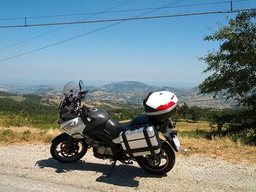 Suzuki V Strom DL 650 - 2011 45mila km