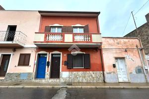 4 LOCALI A SANT'ANTIOCO