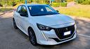 peugeot-208-km-4-500