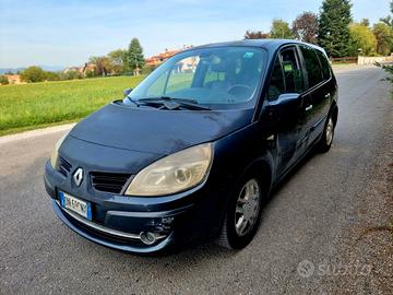 Renault Scenic 1.6 BENZINA 7 POSTI