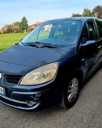 Renault Scenic 1.6 BENZINA 7 POSTI