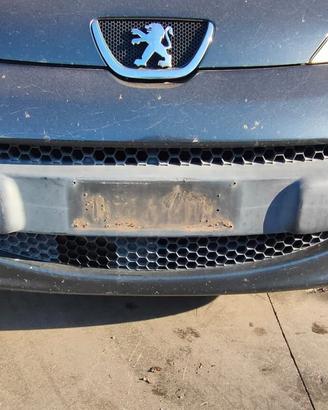PEUGEOT 107 2006 PARAURTI ANTERIORE