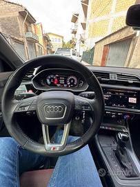 Audi Q3 spotback