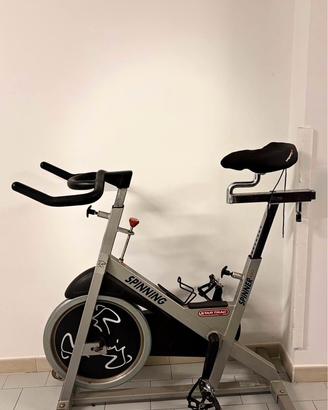 Bike da spinning professionale da palestra