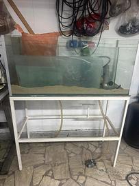 Acquario 1mt e uno più piccolo ritiro a mano