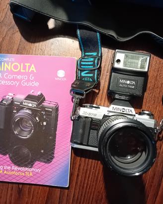 Fotocamera Minolta SLR Camera con accessori