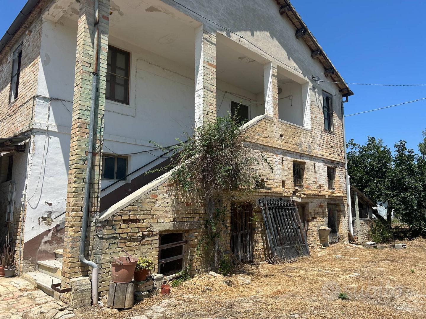 Rustico - Mosciano Sant'Angelo - Vista 2