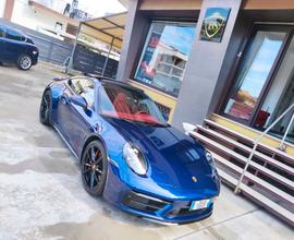 Porsche 911 Carrera 4S