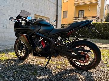 HONDA CBR 650 F
