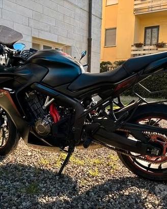 HONDA CBR 650 F