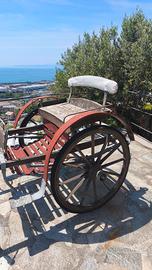 Carro agricolo d’epoca originale in legno restaura