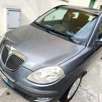 Lancia y 1200 metano neopatentati