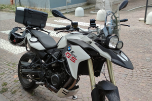 BMW F800 GS bianco