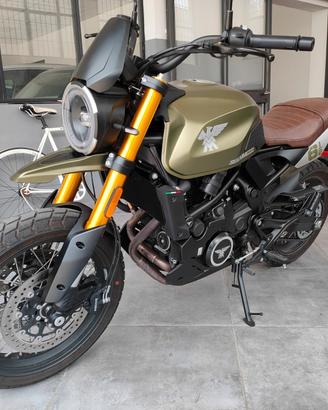 MOTO MORINI SEIEMEZZO SCR