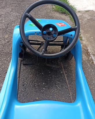 Auto a pedali