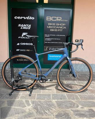 Gravel Giant Carbonio NUOVA (2026) - SRAM Apex XPL