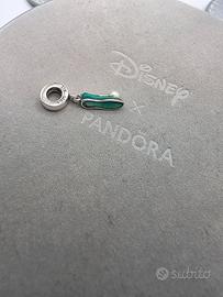 Pandora 792139EN93 Scarpa Trilli Charm Disney