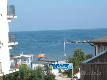 27/6-4/7 VISTA MARE con posto auto a Lido Scacchi