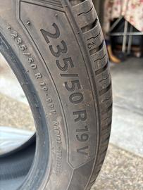 gomme estive Bravuris 230/50 R19 V