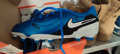 Scarpe da calcio n. 36,5