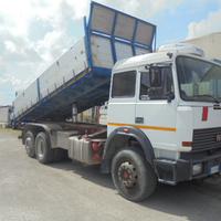 Iveco turbo240.36, 6X2, ribaltabile trilaterale