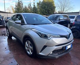 TOYOTA C-HR 1.8 Hybrid E-CVT Style