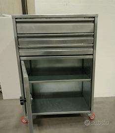 mobiletto per garage 