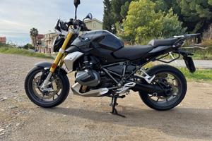 Bmw r1250 r triple black - 2024