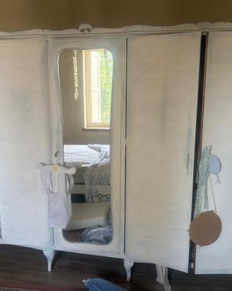 Armadio stile shabby