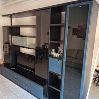 Mobile soggiorno con tavolo 