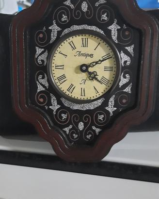 due  orologi da parete anni 70
