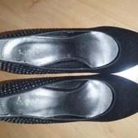 Tacchi neri Linda Shoes con brillantini