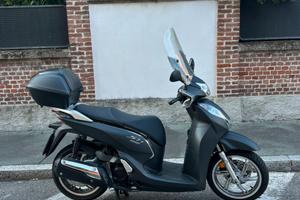 Honda SH 300 ABS (2016) - Solo 12.700 km
