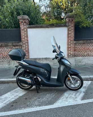 Honda SH 300 ABS (2016) - Solo 12.700 km