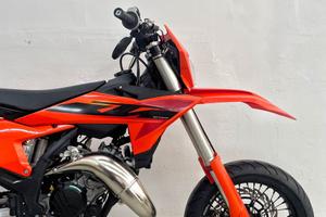 Ktm sx 125 2025 motard