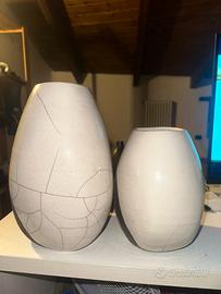 Coppia di vasi orientali in ceramica
