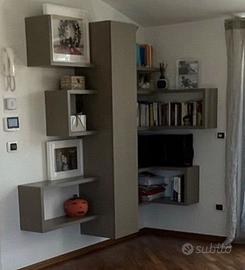 Libreria Lago pensile in vetro