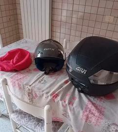 casco GPX e bauletto GIVI