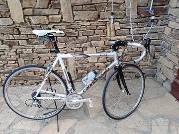 Bicicletta da corsa Cannondale Caadnove
