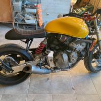 Honda Hornet cafe racer