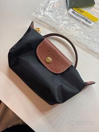 pochette nera
