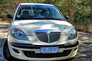LANCIA Y 2006 BENZINA  ROMA O GRAVINA IN PUGLIA