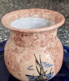 Vaso in ceramica dipinto a mano
