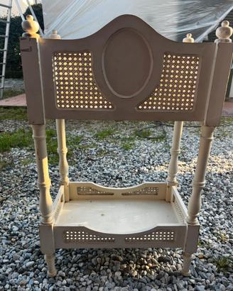 Mobile portavasi in legno