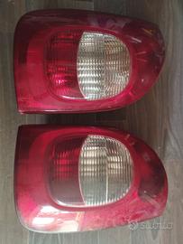 fari posteriori Citroen xsara picasso 