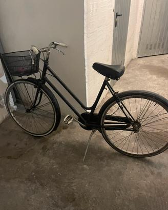 Bici da donna nera