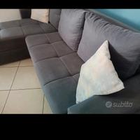 Divano angolare con penisola