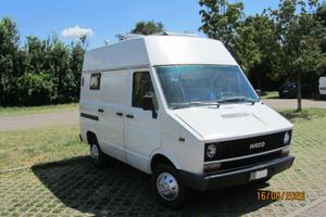 Camper Furgonato o Puro Tel.  340 51 56 560