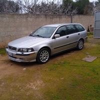 Volvo V40 con  Impianto GPL