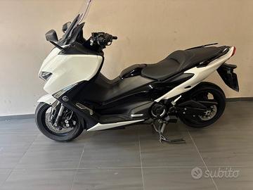 Yamaha T Max 560